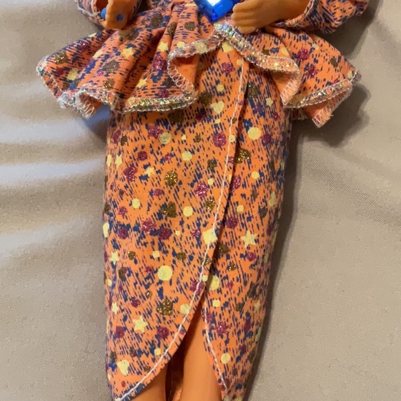 Barbie and the Beat Midge Doll - Picture 4 of 12